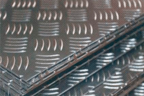 Лист нержавейки рифленый, сталь AISI 304