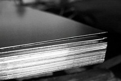 Лист нержавеющий матовый, сталь 201 (12Х15Г9НД)